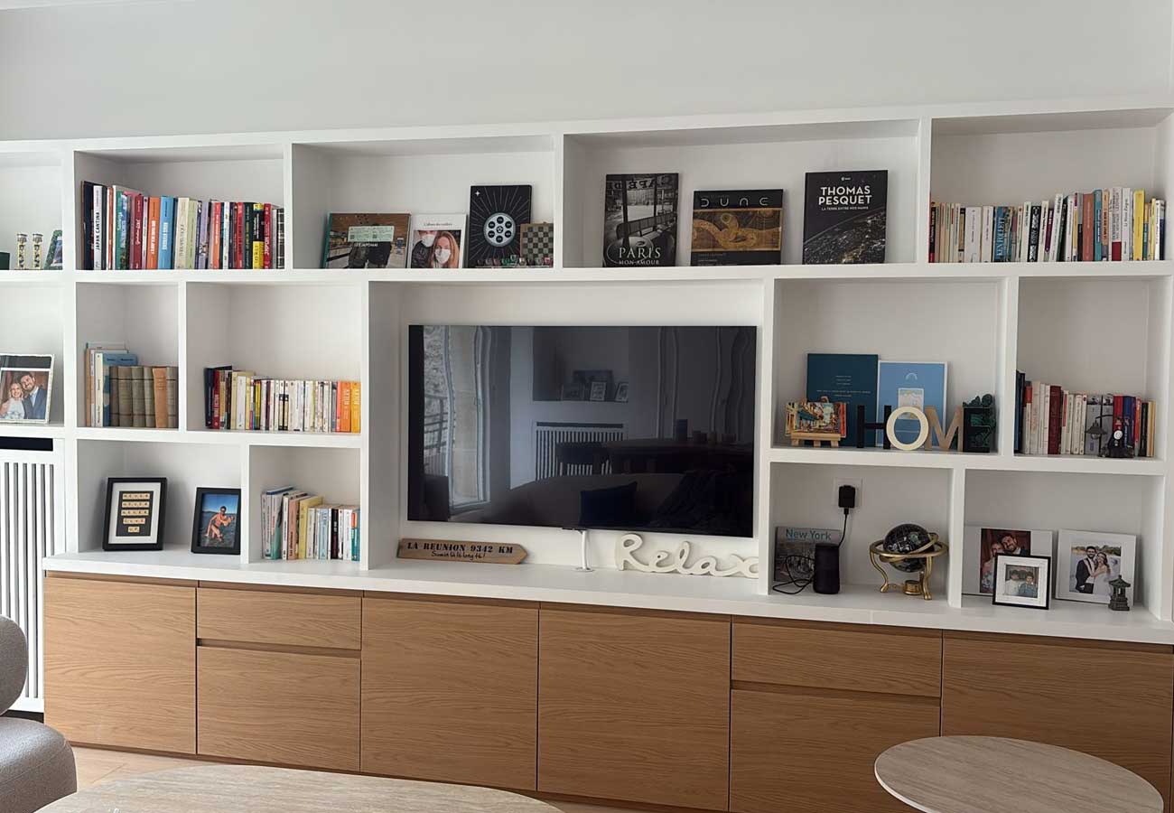Custom bookcase installation by an Interior Designer in Paris