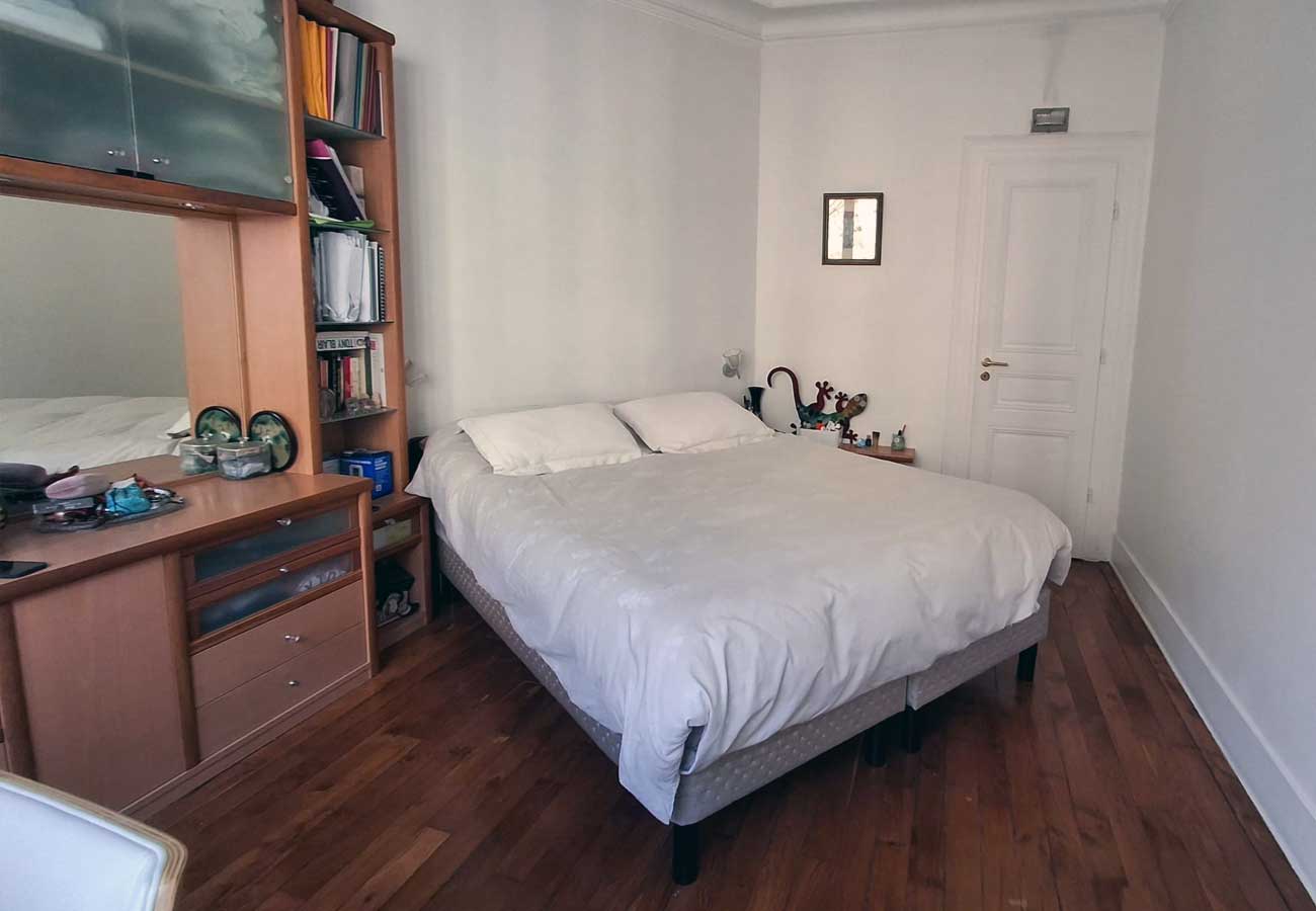 Bedroom before renovation - Interior Designer Paris