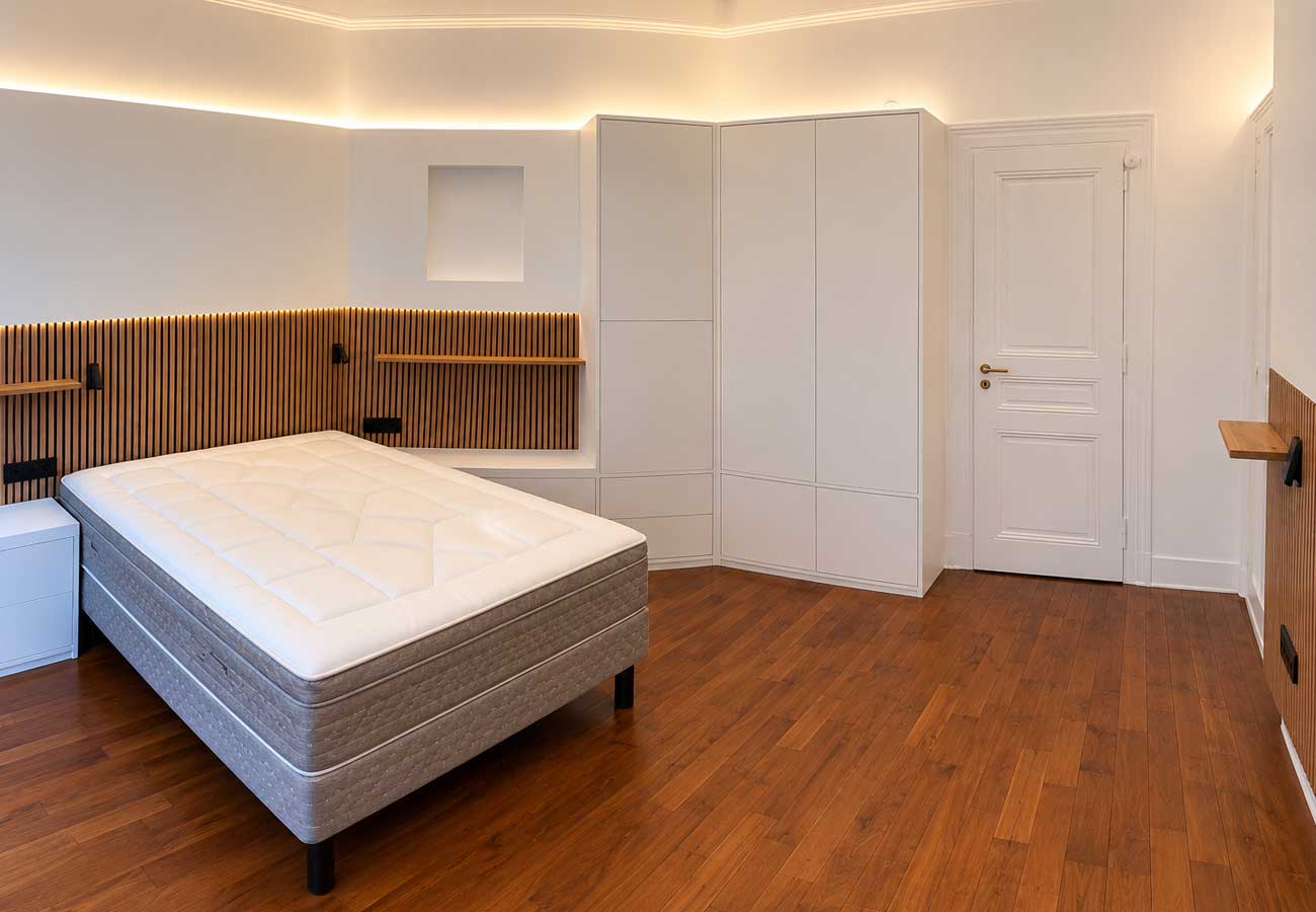 Panoramic view of a renovated bedroom - Interior Designer Paris